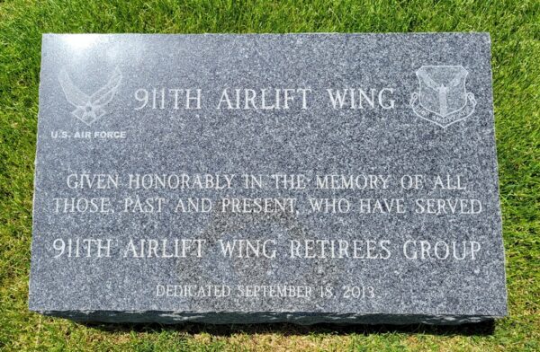 911TH AIRLIFT WING MEMORIAL TABLET