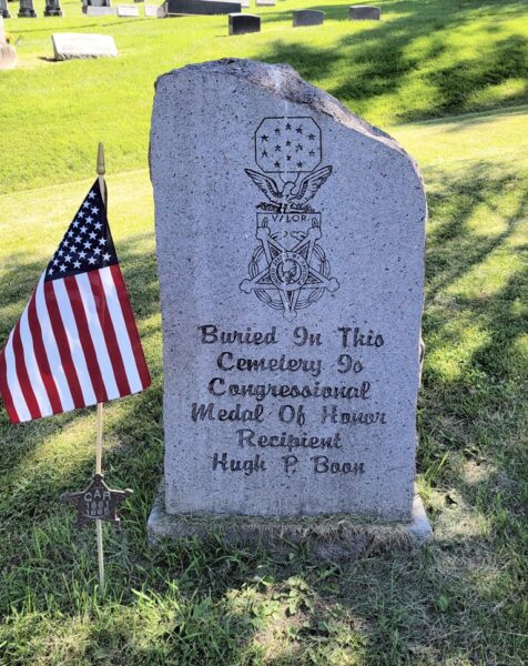 BURIED IN THIS CEMETERY RECIPIENT HUGH P. BOON WAR MEMORIAL GRAVESTONE
