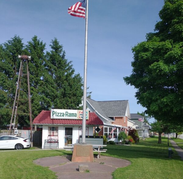 GREEN SPRINGS VETERANS MEMORIAL FLAGPOLE
