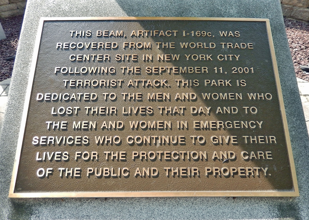 NAPLES SEPTEMBER 11, 2001 MEMORIAL PLAQUE
