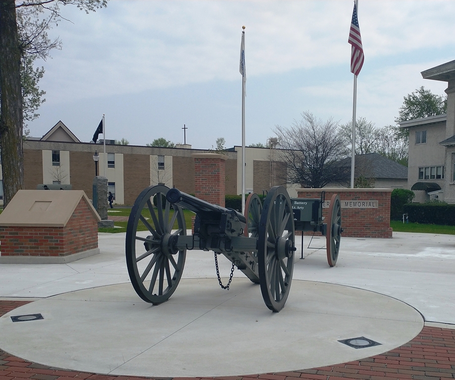 LOOMIS’ BATTERY 1ST MICH. LT. ARTY WAR MEMORIAL CANNON