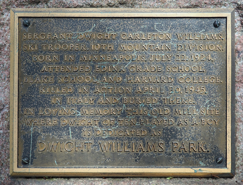 DWIGHT WILLIAMS PARK MEMORIAL PLAQUE