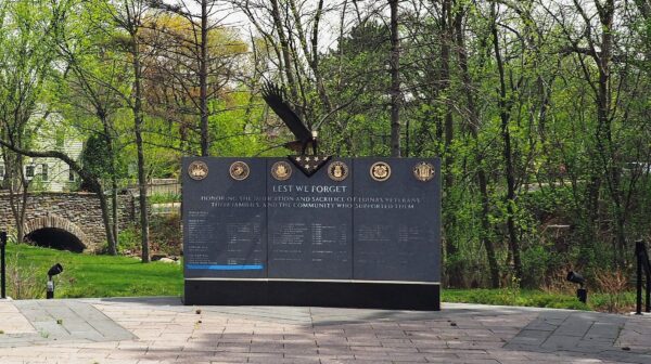 EDINA VETERANS MEMORIAL