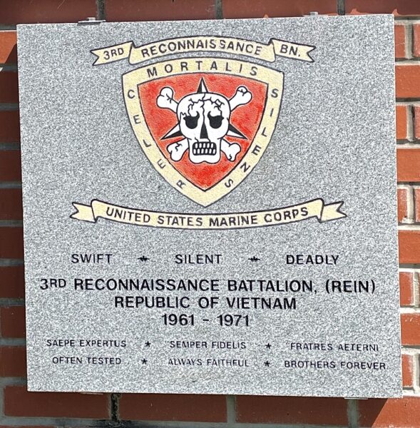 3RD RECONNANISSANCE BATTALION (REIN) MEMORIAL TABLET