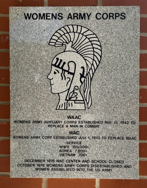OCALA WOMENS ARMY CORPS WAR MEMORIAL TABLET