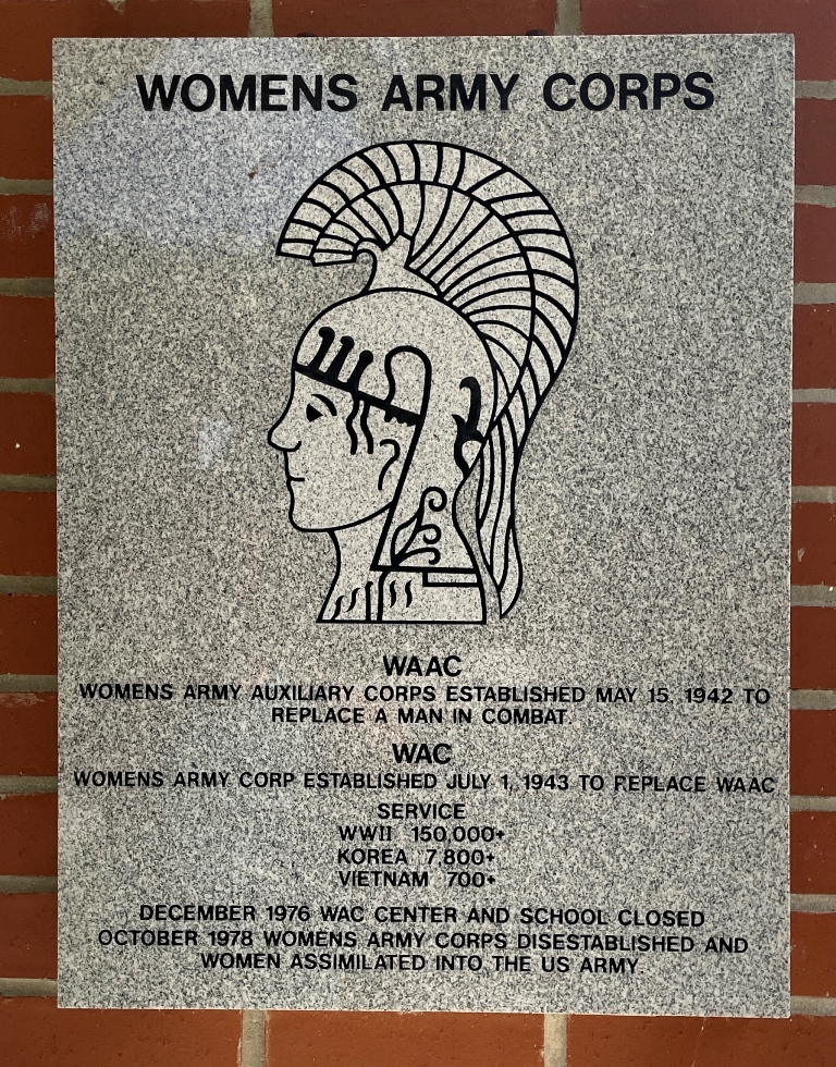 OCALA WOMENS ARMY CORPS WAR MEMORIAL TABLET