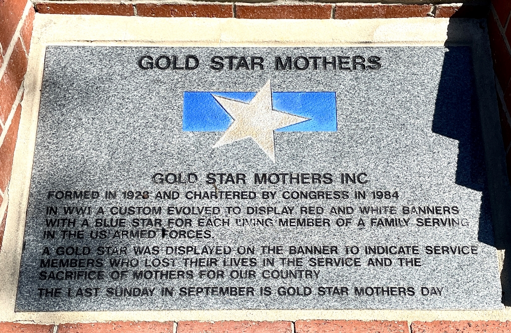 OCALA GOLD STAR MOTHERS WAR MEMORIAL TABLET