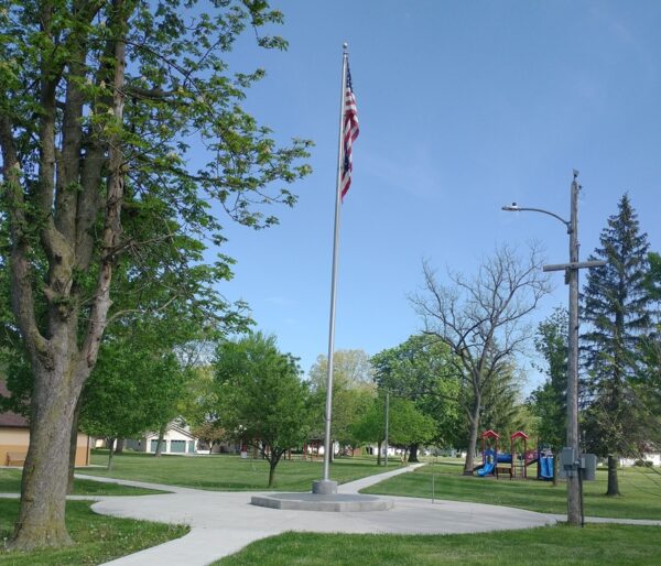 DESHLER POST AMERICAN LEGION WAR MEMORIAL FLAGPOLE