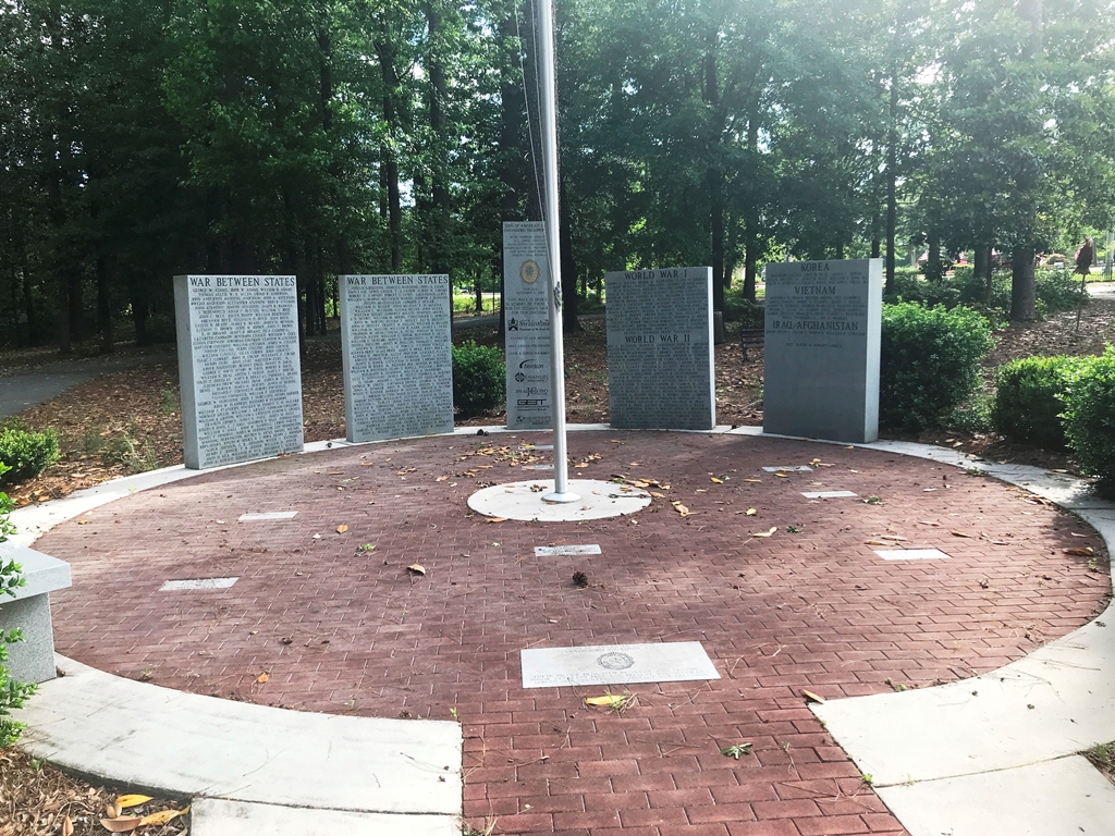 SWAINSBORO WAR VETERANS MEMORIAL