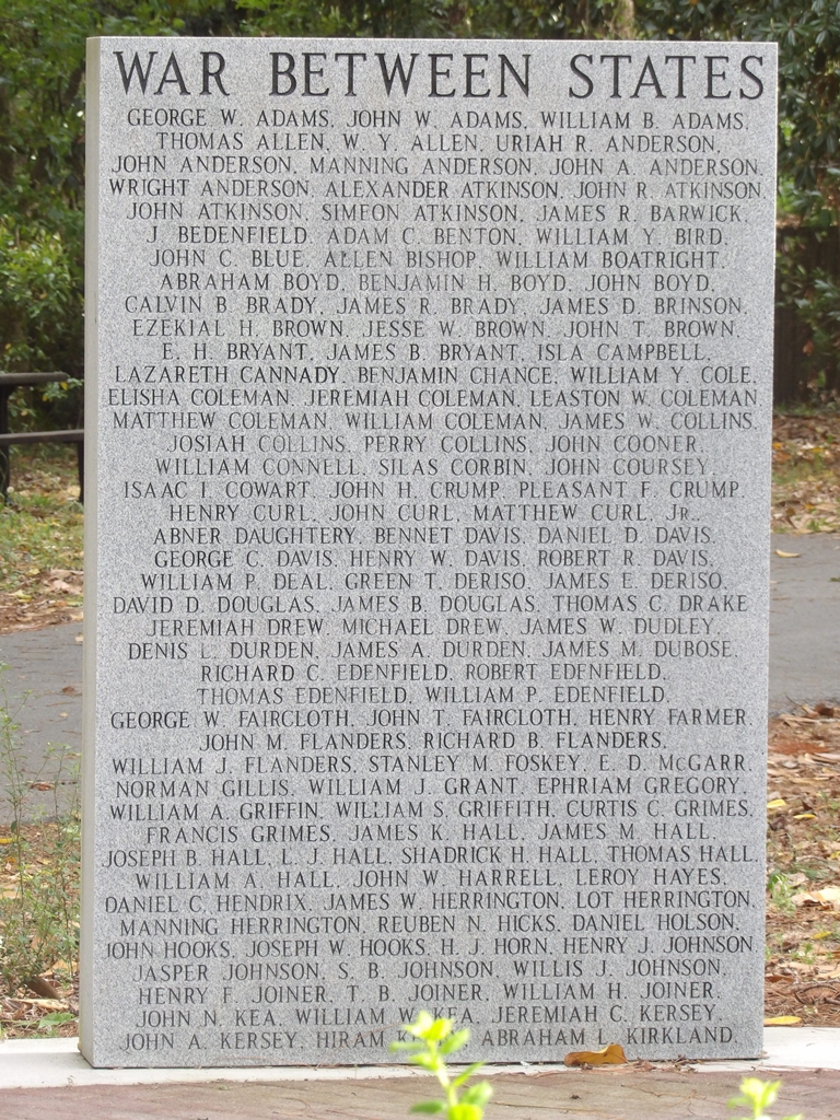 SWAINSBORO WAR VETERANS MEMORIAL STONE B