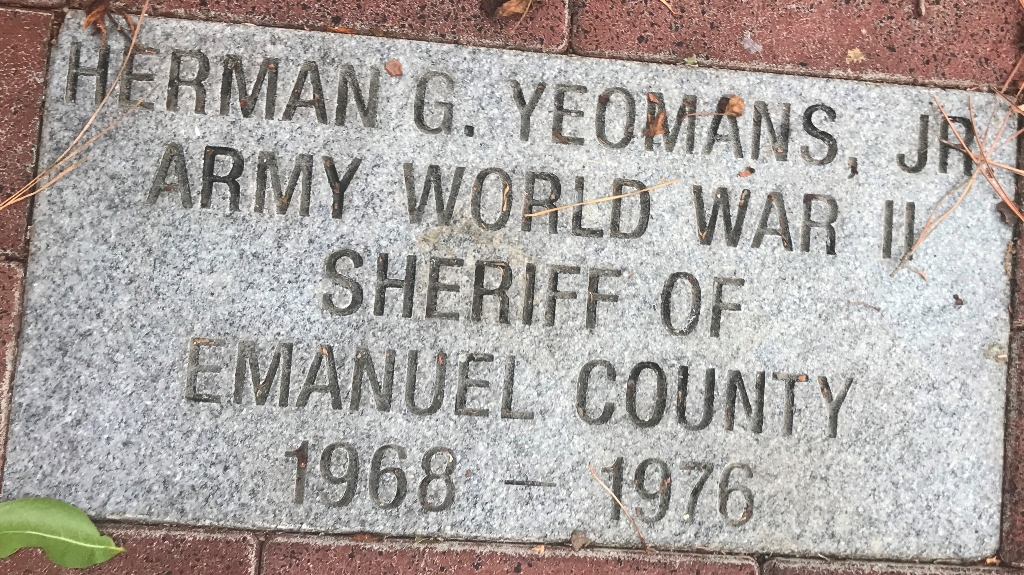 HERMAN G. YEOMANS, JR WAR MEMORIAL TABLET