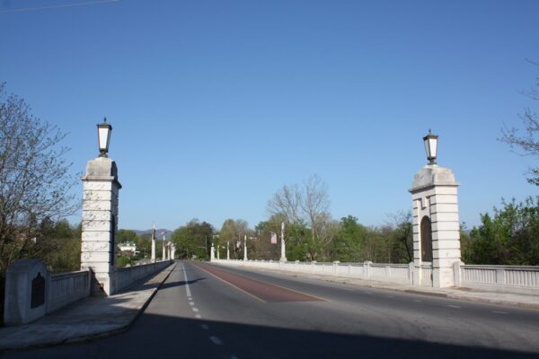 ROANOKE MEMORIAL BRIDGE