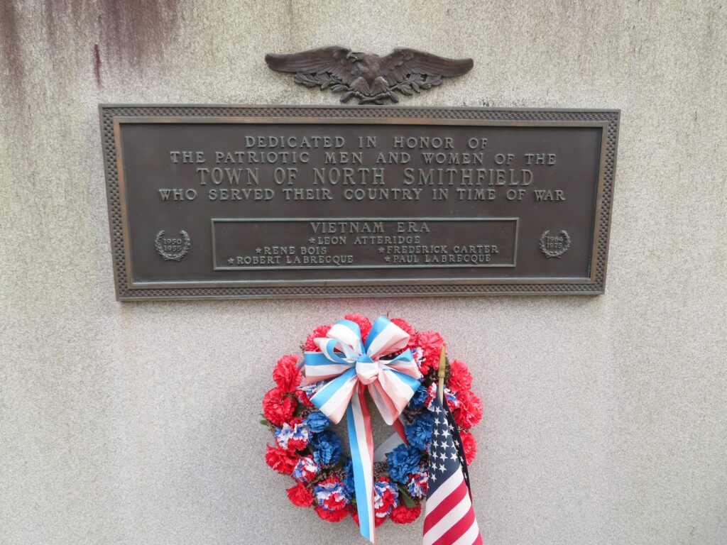 TOWN OF NORTH SMITHFIELD WAR VETERANS MEMORIAL PLAQUE A