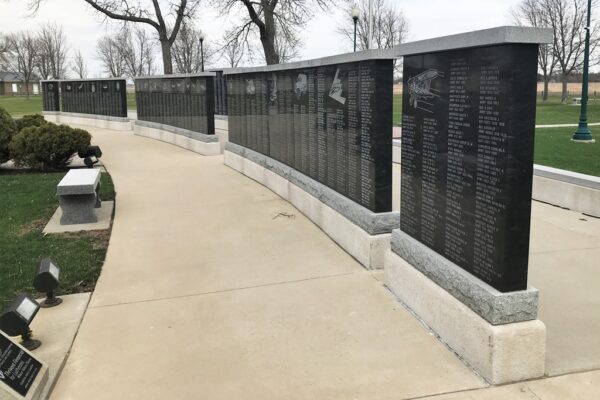 WATERTOWN, SD VETERANS MEMORIAL HONOR ROLL WALLS