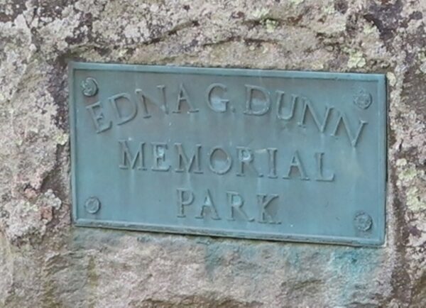 EDNA G. DUNN MEMORIAL PARK PLAQUE