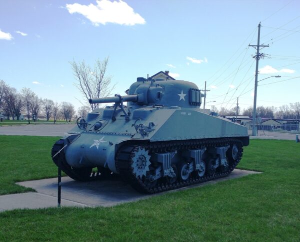 M4 SHERMAN MEMORIAL TANK