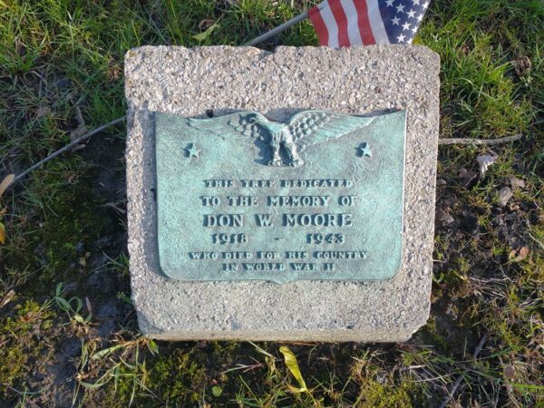 DON W. MOORE WAR MEMORIAL TREE PLAQUE