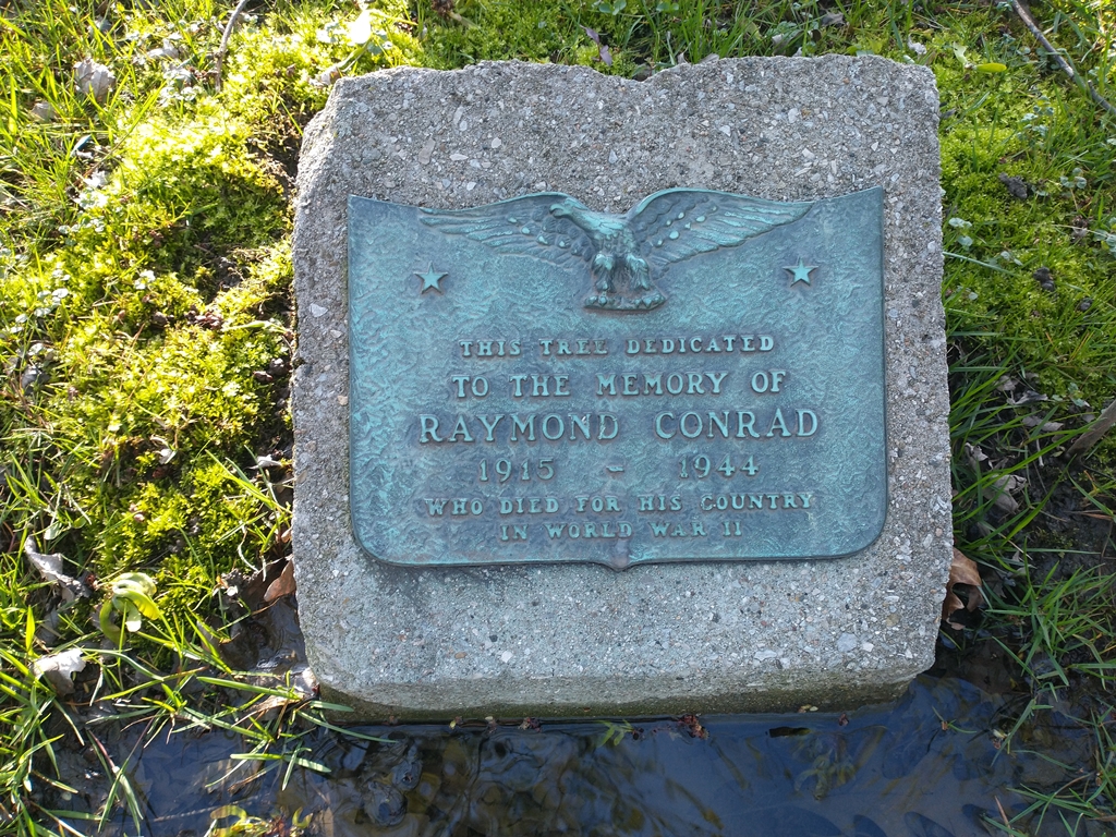 RAYMOND CONRAD WAR MEMORIAL TREE PLAQUE
