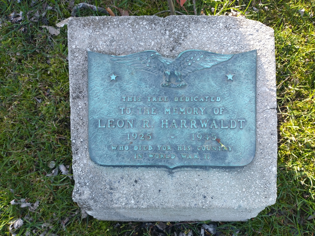 LEON R. HARRWALDT WAR MEMORIAL TREE PLAQUE