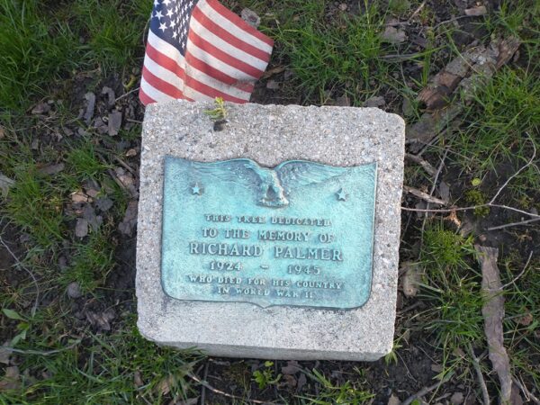 RICHARD PALMER WAR MEMORIAL TREE PLAQUE