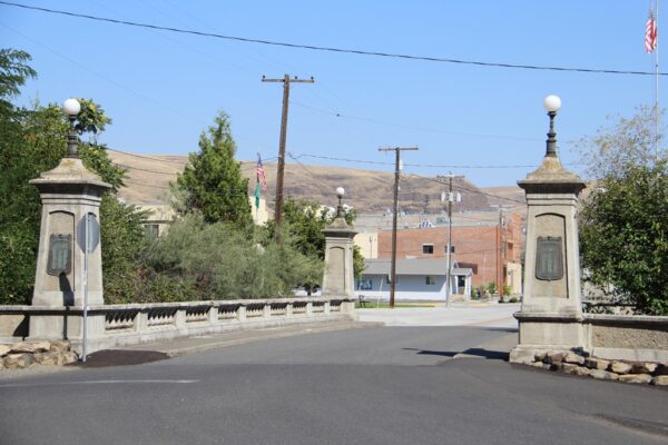 ASOTIN COUNTY MEMORIAL BRIDGE