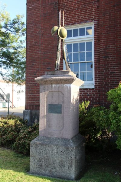 MONESANO AMERICAN LEGION WORLD WAR I MEMORIAL