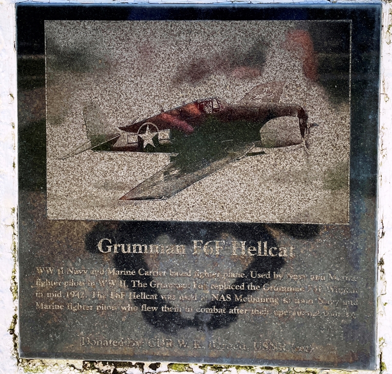 LEST WE FORGET NAVY AND MARINE AVIATORS MEMORIAL PLAQUE B