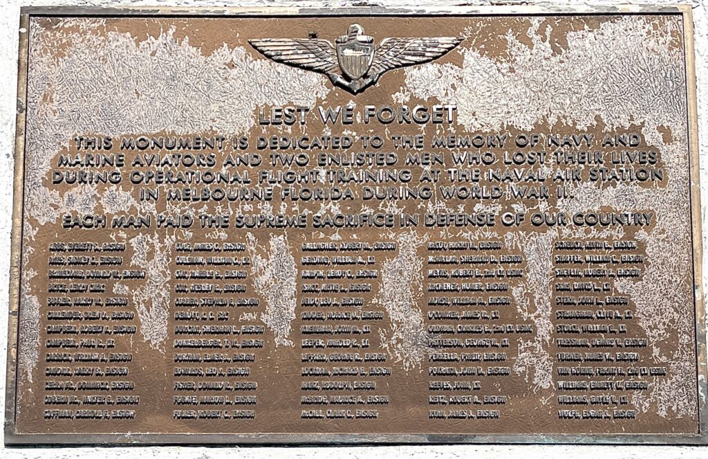 LEST WE FORGET NAVY AND MARINE AVIATORS MEMORIAL PLAQUE A
