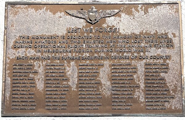 LEST WE FORGET NAVY AND MARINE AVIATORS MEMORIAL PLAQUE A