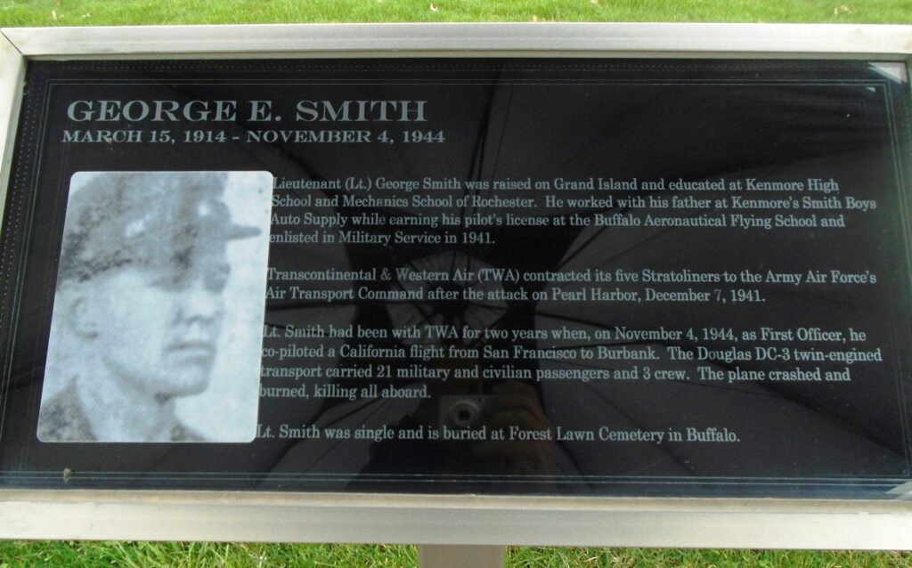 GEORGE E. SMITH WAR MEMORIAL PLAQUE