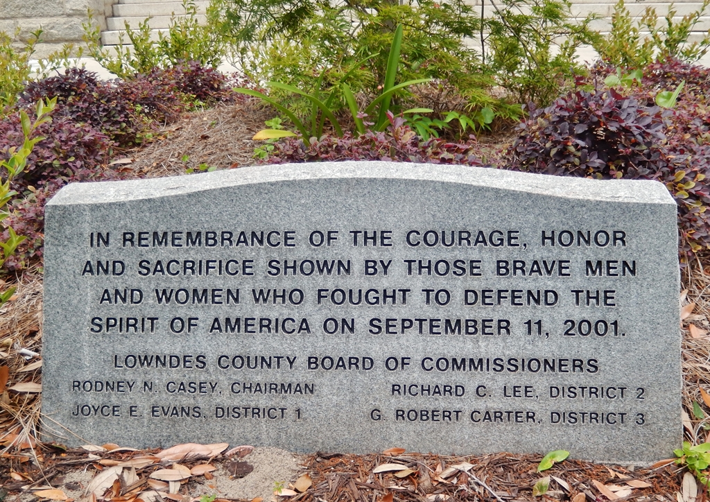 LOWNDES COUNTY SEPTEMBER 11, 2001 MEMORIAL