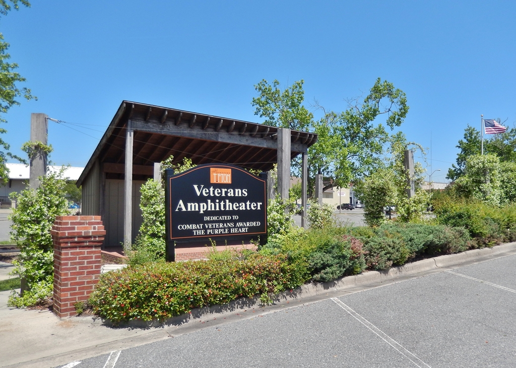 TIFTON VETERANS AMPHTHEATER MEMORIAL