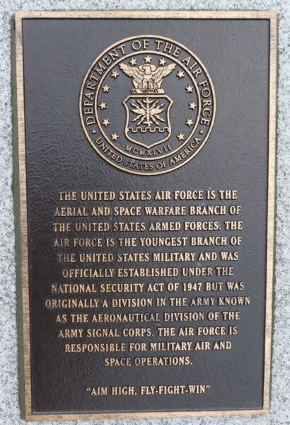 DUTY HONOR COUNTRY WAR MEMORIAL PLAQUE A