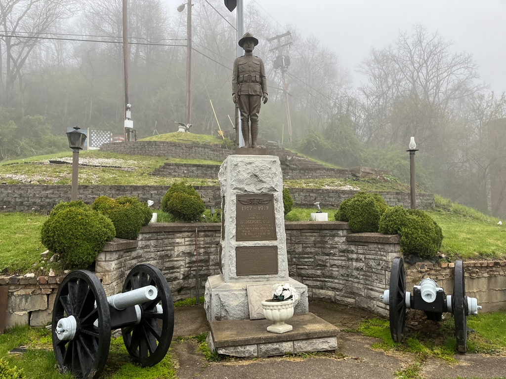 BRIDGEPORT, OHIO WAR VETERANS MEMORIAL