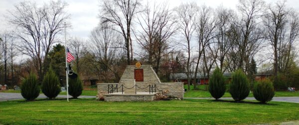 BLUFFTON AMERICAN LEGION POST 382 MEMORIAL FRONT