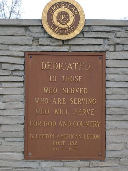 BLUFFTON AMERICAN LEGION POST 382 MEMORIAL PLAQUE A