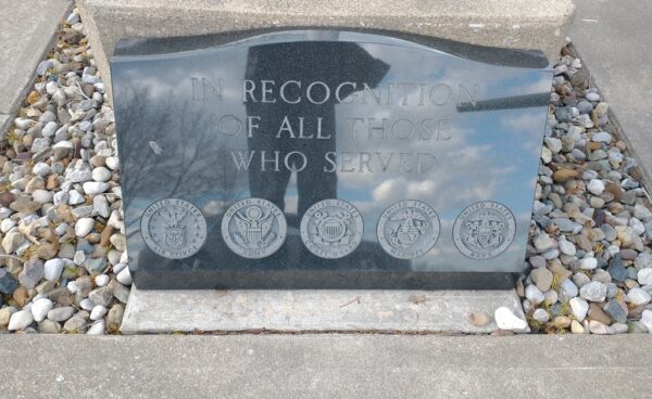 LAKESIDE MARBLEHEAD ALL VETERANS MEMORIAL