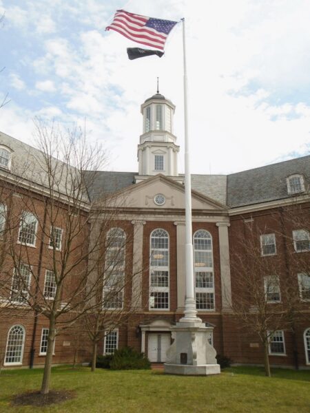 SOLDIERS AND SAILORS MEMORIAL FLAGPOLE