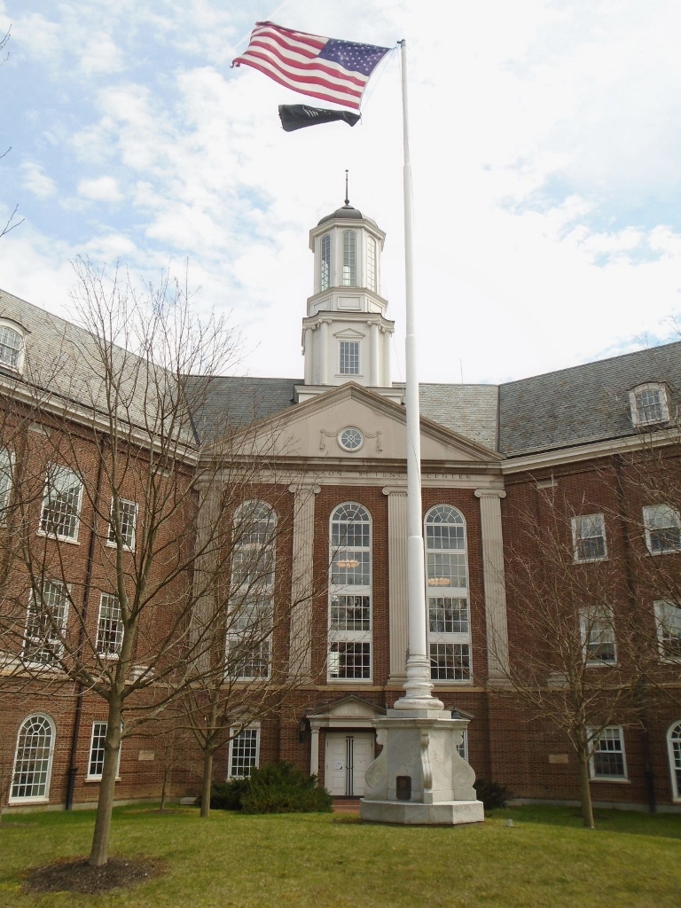 SOLDIERS AND SAILORS MEMORIAL FLAGPOLE
