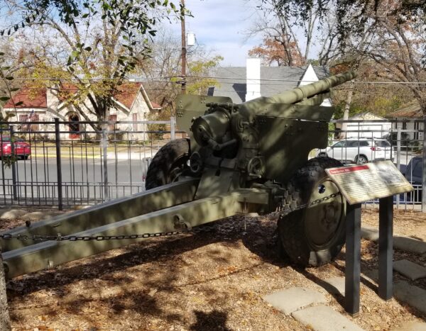 75MM FIELD GUN, M2A2 WAR MEMORIAL