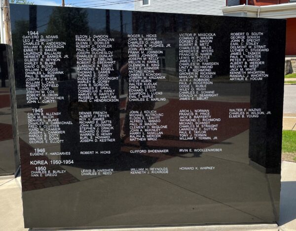 MARSHALL COUNTY GOLD STAR FAMILIES MEMORIAL MONUMENT HONOR ROLL STONE C