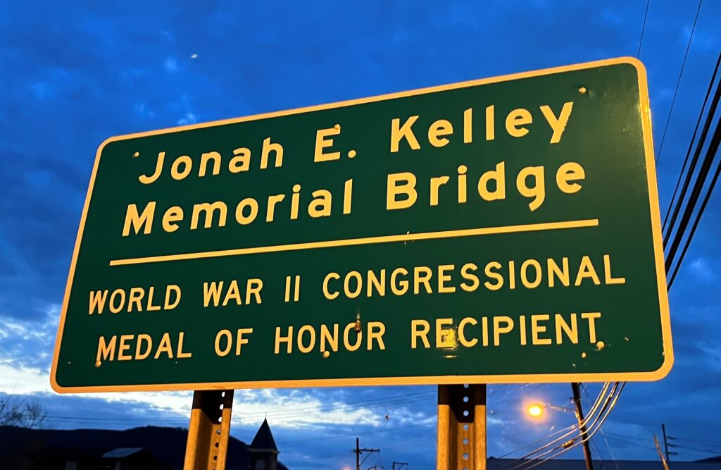 JONAH E. KELLEY MEMORIAL BRIDGE MEDAL OF HONOR MARKER