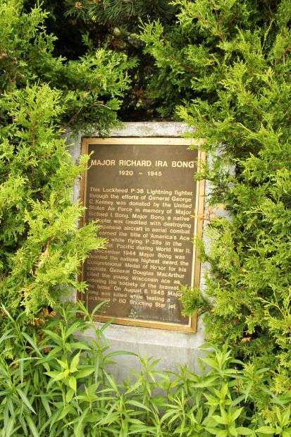 MAJOR RICHARD IRA BONG MEMORIAL PLAQUE