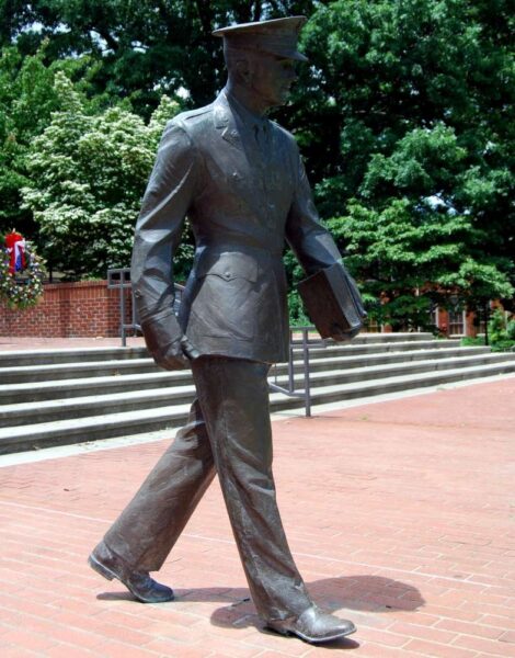 CLEMSON UNIVERSITY MILITARY HERITAGE PLAZA MEMORIAL CADET STATUE
