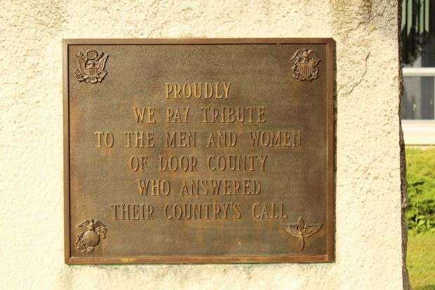 DOOR COUNTY VETERANS MEMORIAL PLAQUE