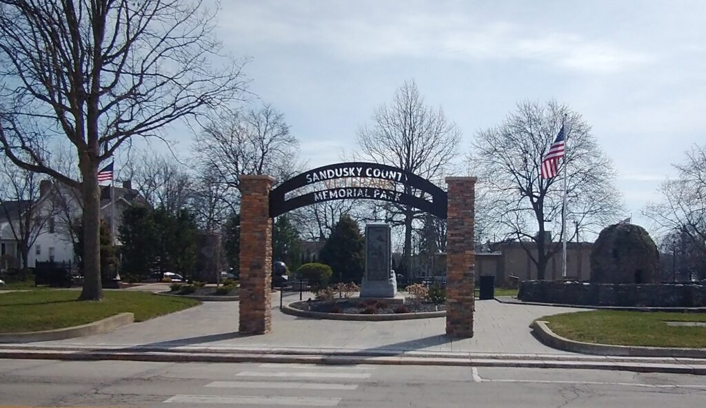 SANDUSKY COUNTY MEMORIAL PARK ARCHWAY