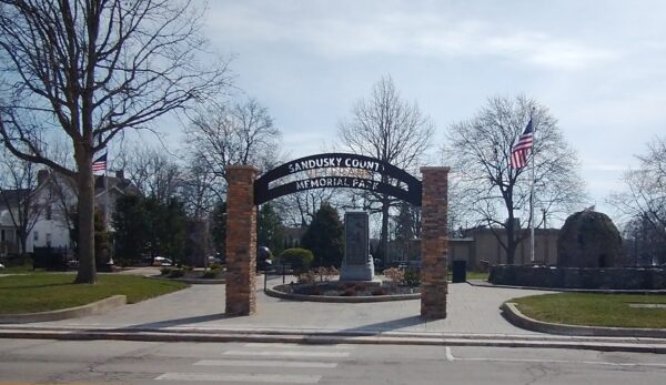 SANDUSKY COUNTY MEMORIAL PARK ARCHWAY