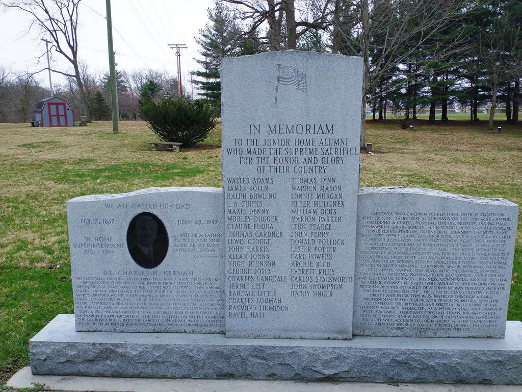 JUNIOR HOME ALUMNI SUPREME SACRIFICE MEMORIAL
