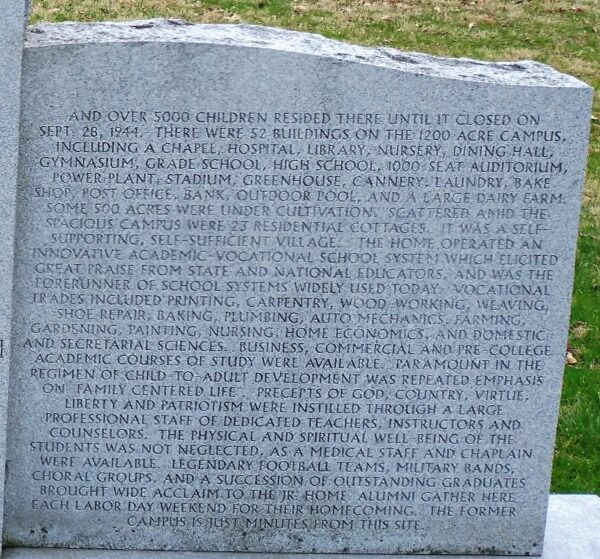 JUNIOR HOME ALUMNI SUPREME SACRIFICE MEMORIAL RIGHT STONE