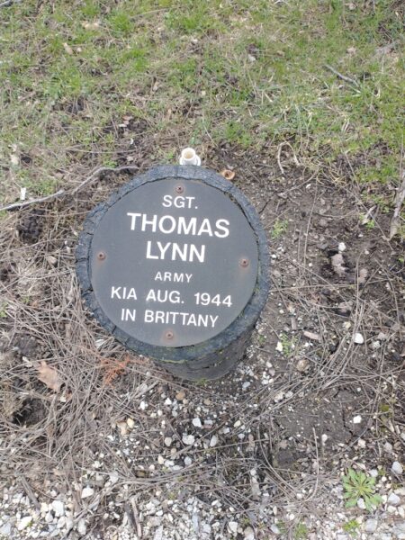 SGT. THOMAS LYNN WAR MEMORIAL BOLLARD